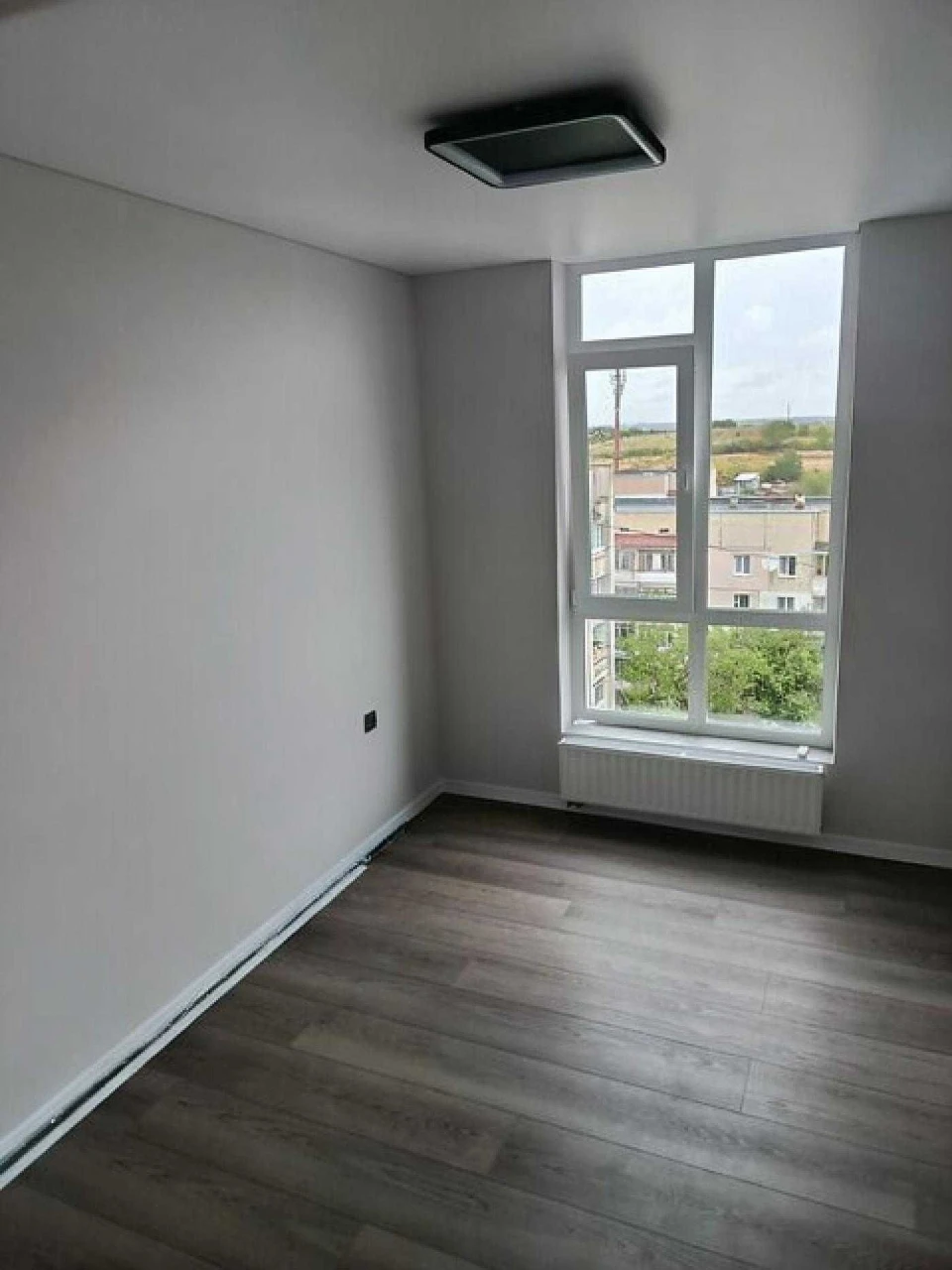 Sale of a 2-room apartment with a euro-renovation in a new building, location