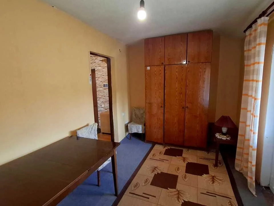 Apartment. Kharkiv, Nemyshlyanska Street.