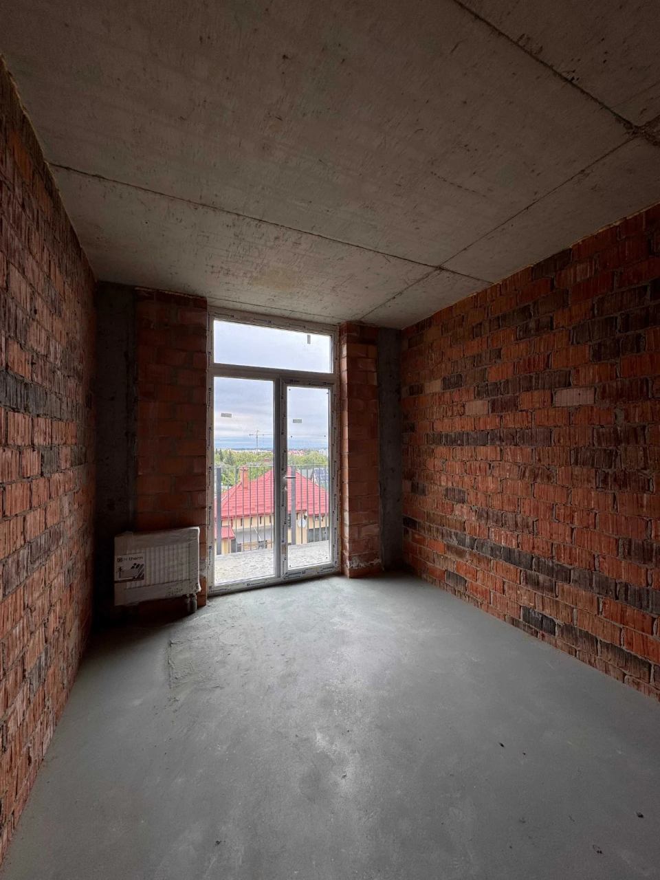 Sale of a 3-bedroom apartment in Vinnytsia