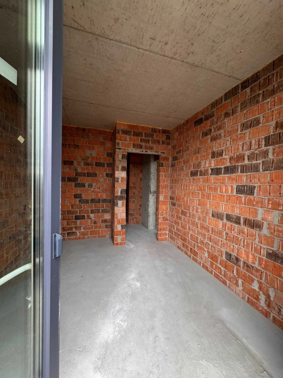 Sale of a 3-bedroom apartment in Vinnytsia