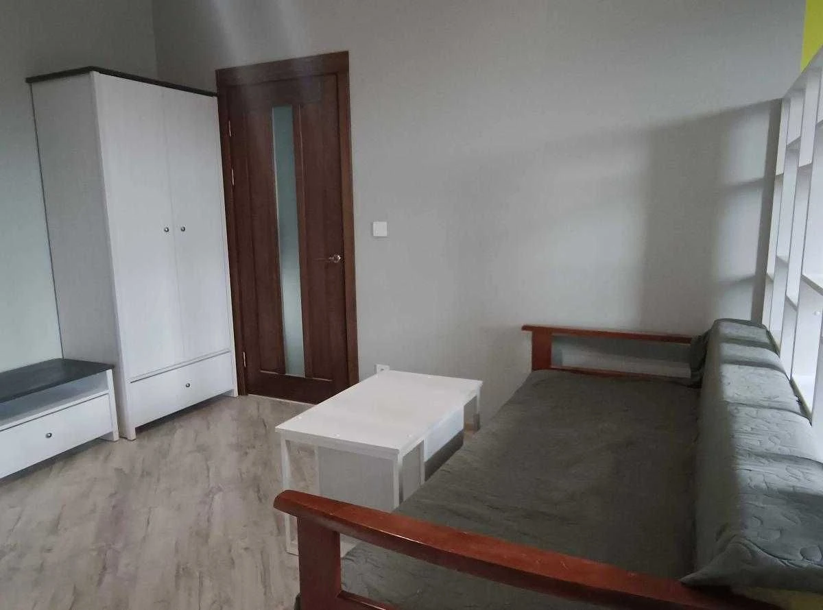 Продаж 1-к. квартири З РЕМОНТОМ 46/26/20м² Винники вул. Винн