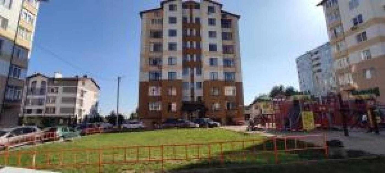 Sale of a 3-bedroom apartment on Vinna Hora Street, Vinnyk city