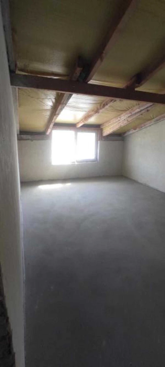 Sale of a 3-bedroom apartment on Vinna Hora Street, Vinnyk city