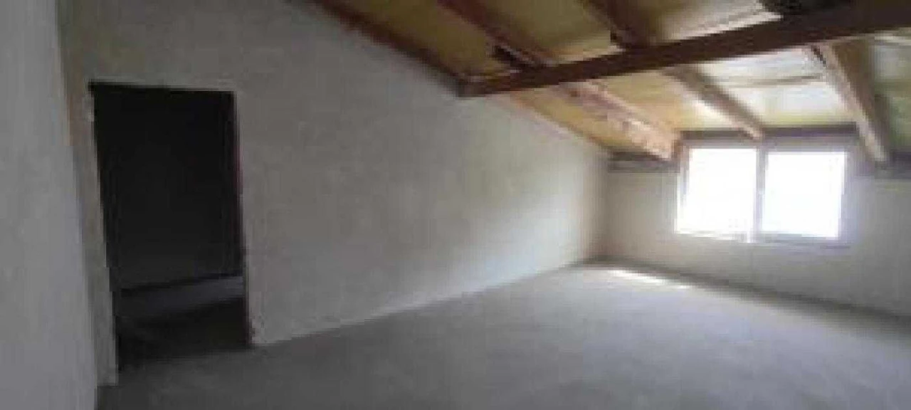 Sale of a 3-bedroom apartment on Vinna Hora Street, Vinnyk city