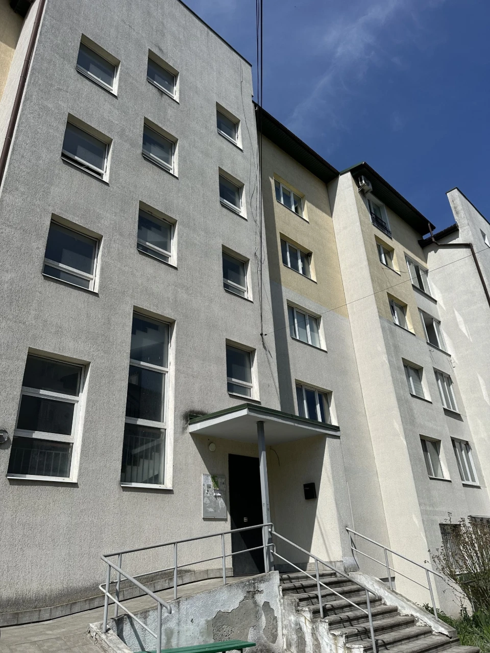 Sale of a two-level apartment 130.4 sq.m., вул. Івасюка / Винники