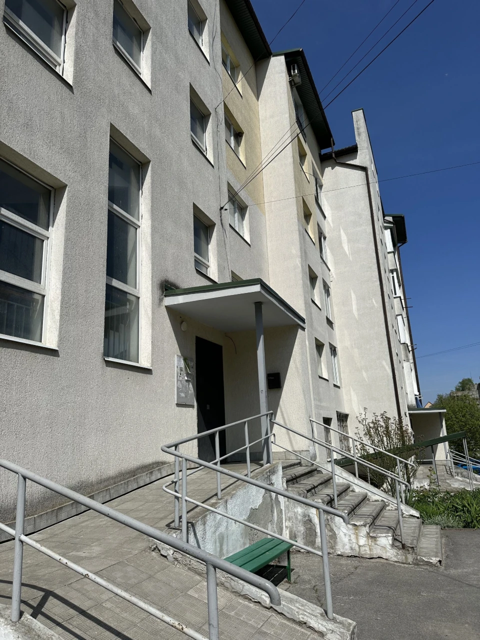 Sale of a two-level apartment 130.4 sq.m., вул. Івасюка / Винники