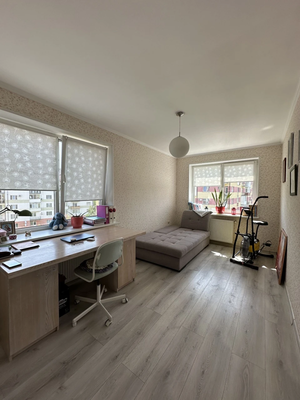 Sale of a two-level apartment 130.4 sq.m., вул. Івасюка / Винники