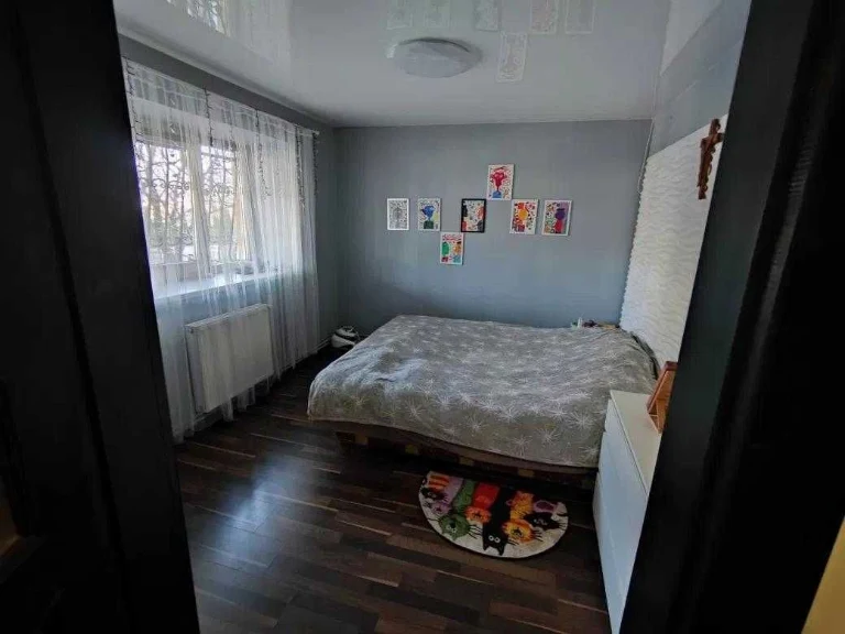 Продаж 2-к. квартири з ремонтом 70/46/24м² Винники 90000$