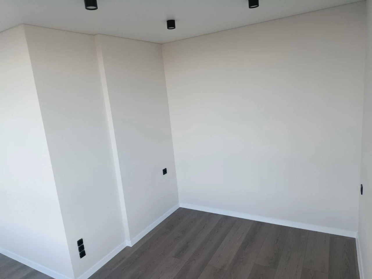 Продаж 2к квартири З РЕМОНТОМ 6/8ц 52/23/25м² Винники вул. Л