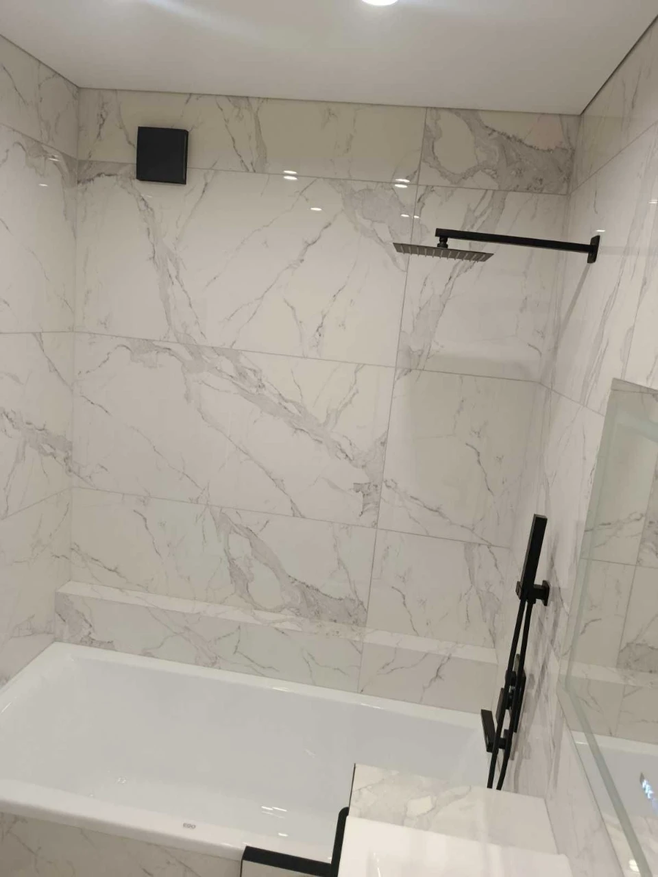 Продаж 2к квартири З РЕМОНТОМ 6/8ц 52/23/25м² Винники вул. Л