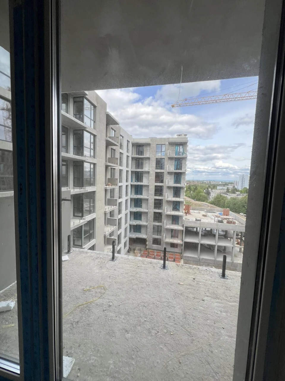 Sale of a one-bedroom apartment in the Auroom Forest residential complex