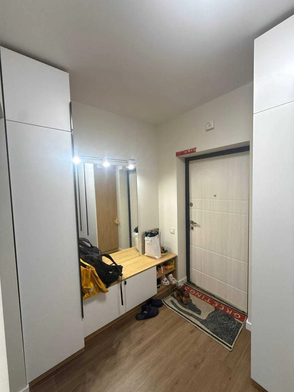 Продаж 1 квартири з ремонтом  ЖК Auroom forest аурум форест