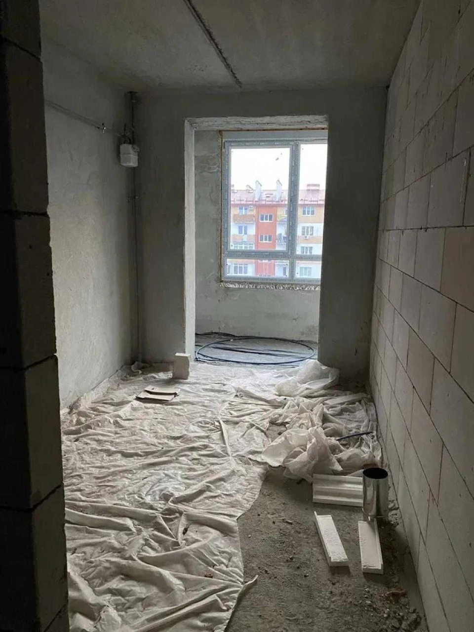 Продаж 2 кімнатної квартири на 4/5 поверсі у новобудові ЖК Г