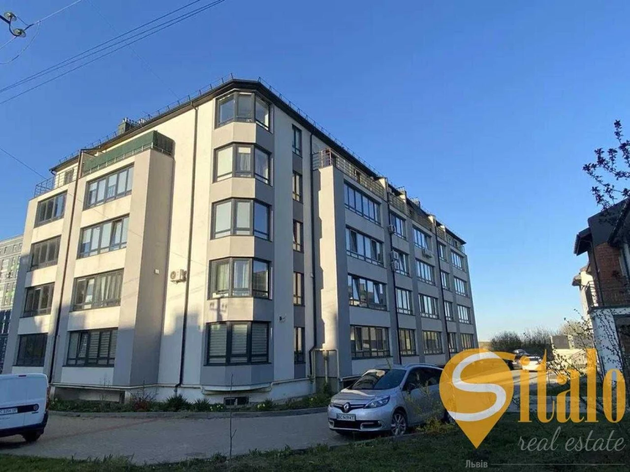 Продаж 2 кімнатної квартири на 4/5 поверсі у новобудові ЖК Г