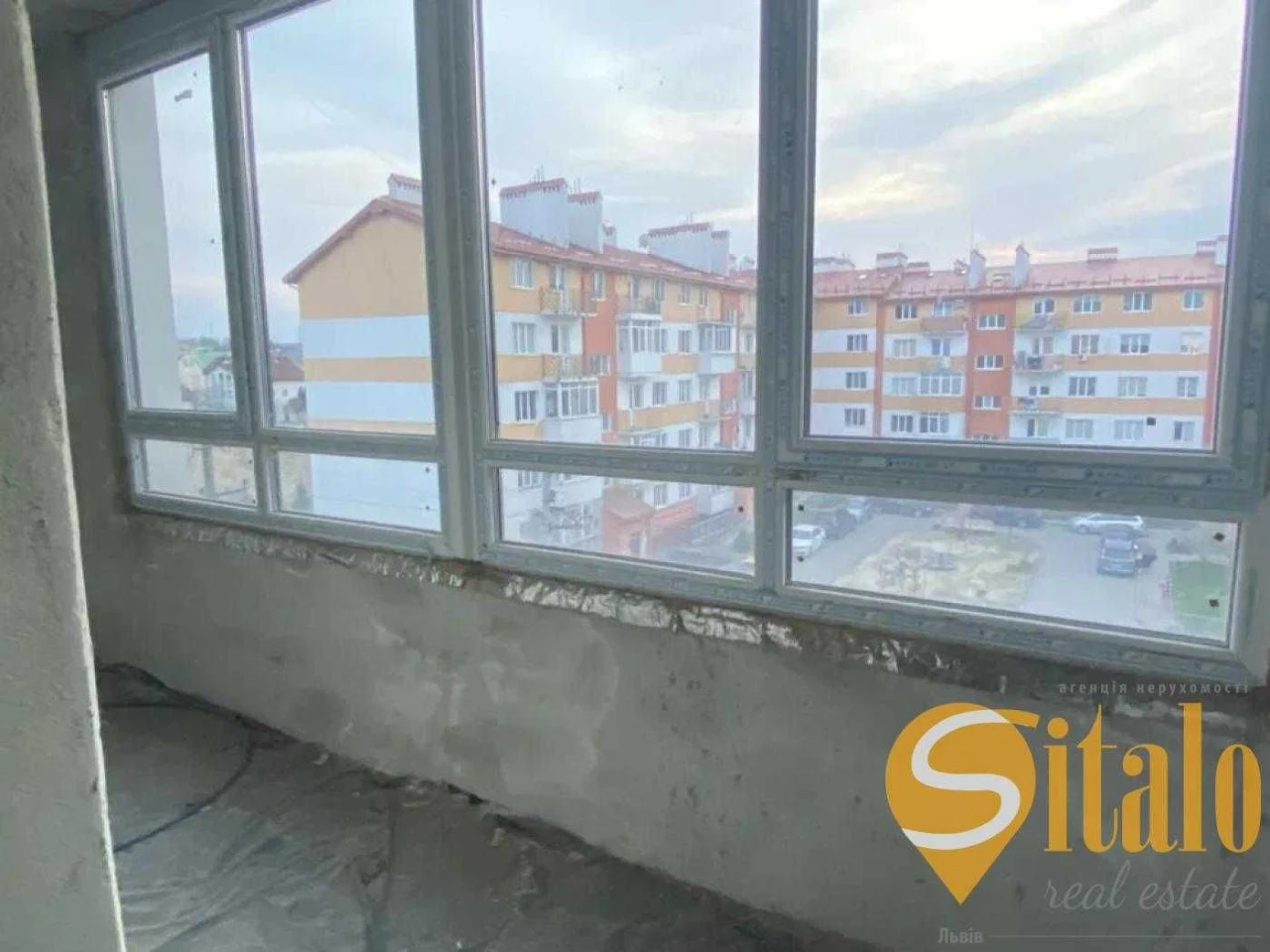 Продаж 2 кімнатної квартири на 4/5 поверсі у новобудові ЖК Г