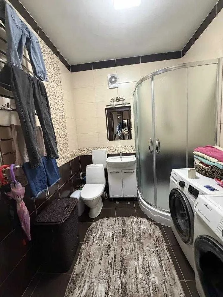 Продаж 1-к. квартири З РЕМОНТОМ 48/35/13м² Винники вул.Винна