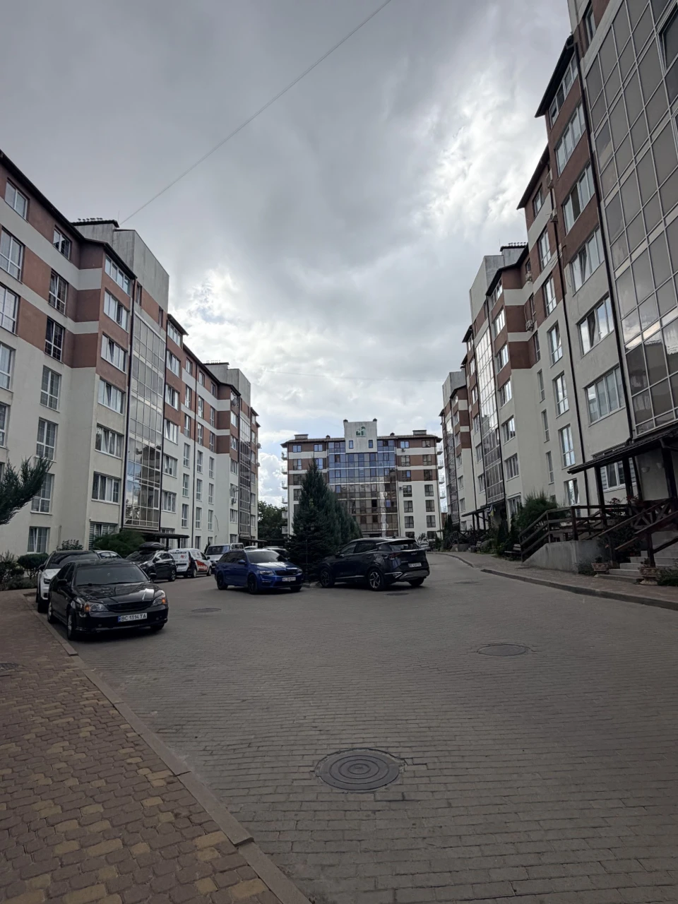 Продаж 2-кім. квартири 67 м.кв., в. Винна Гора