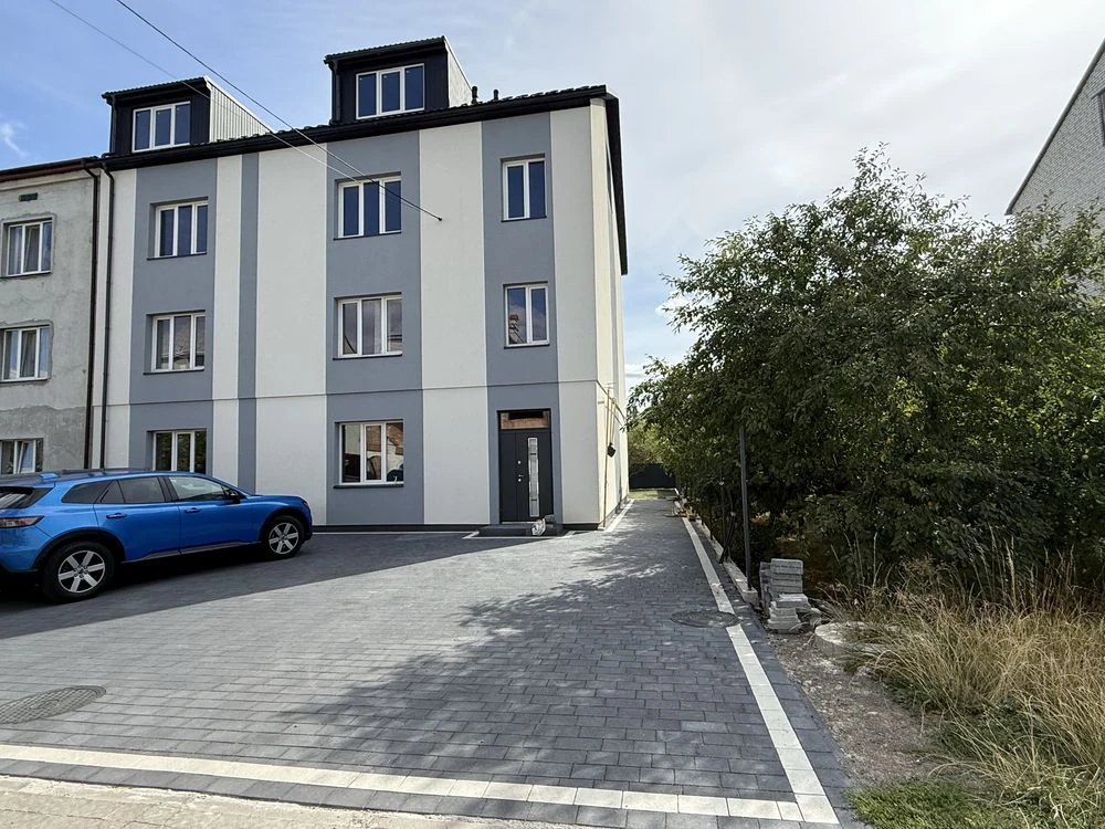 Квартира 2 кімнати 2 поверх 63м $1100/м2
