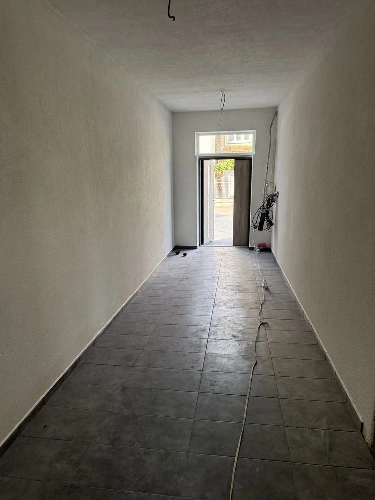 Квартира 2 кімнати 2 поверх 63м $1100/м2