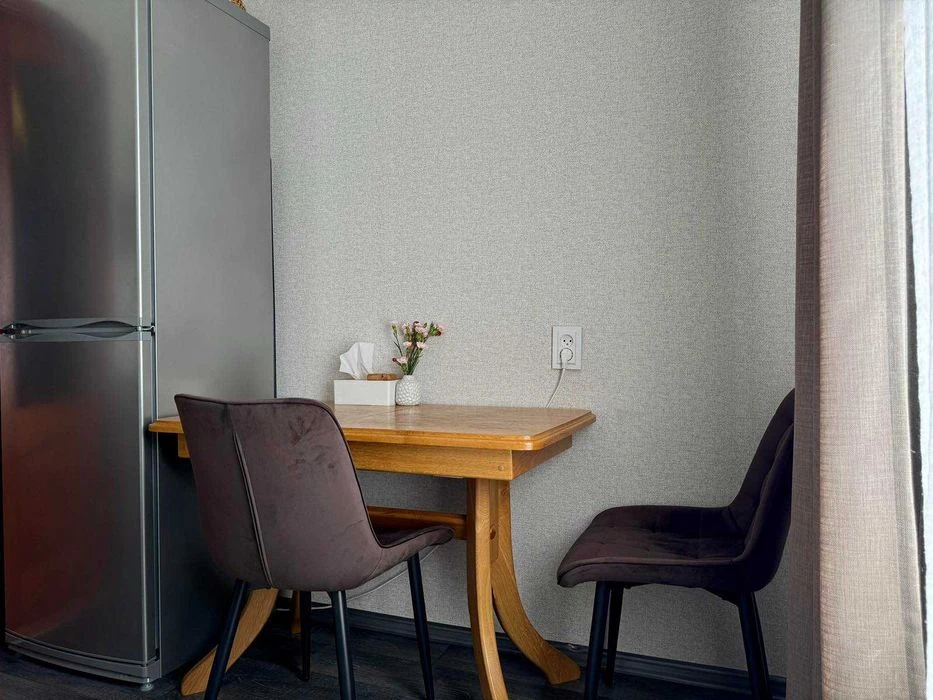 (5) Selling a 1-room apartment on Pirogova Street 9081