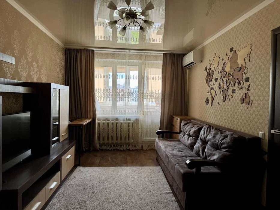 (5) Selling a 1-room apartment on Pirogova Street 9081