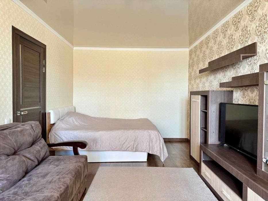 (5) Selling a 1-room apartment on Pirogova Street 9081
