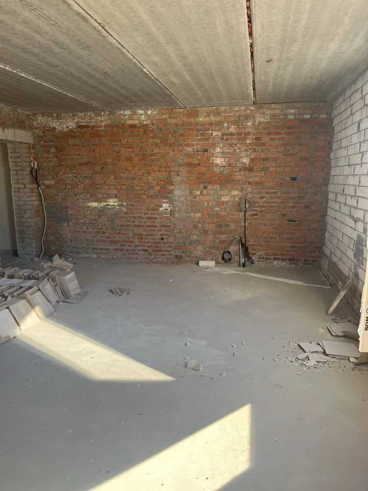 Можна починати ремонт  (ВіД ВЛАСНИКА)з терассою 1-кімн. квар