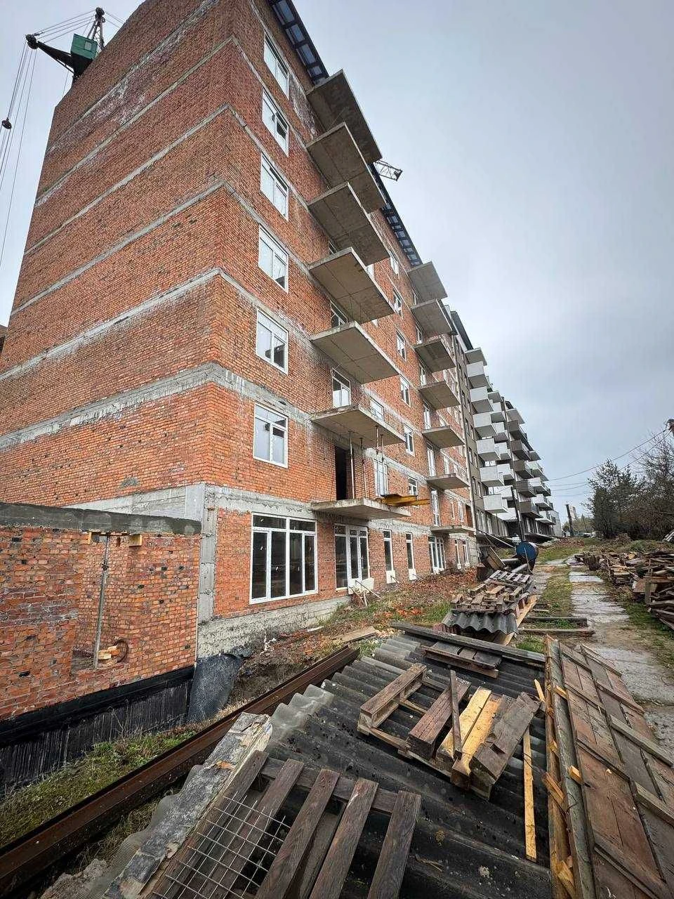 Sale of a 1-room apartment on вул. Галицька 109, NO BUYER'S COMMISSION