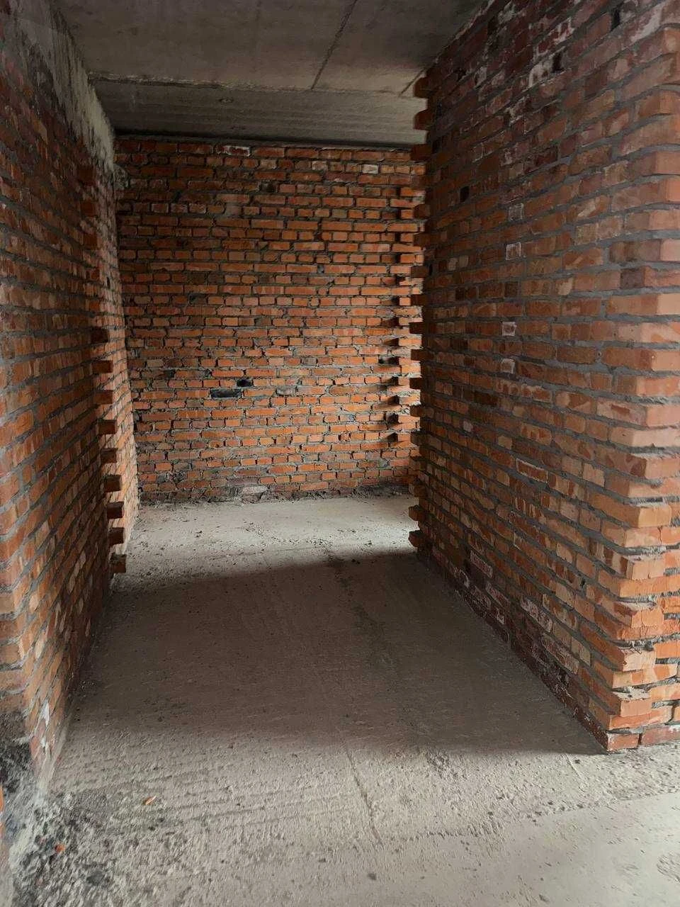 Sale of a 1-room apartment on вул. Галицька 109, NO BUYER'S COMMISSION