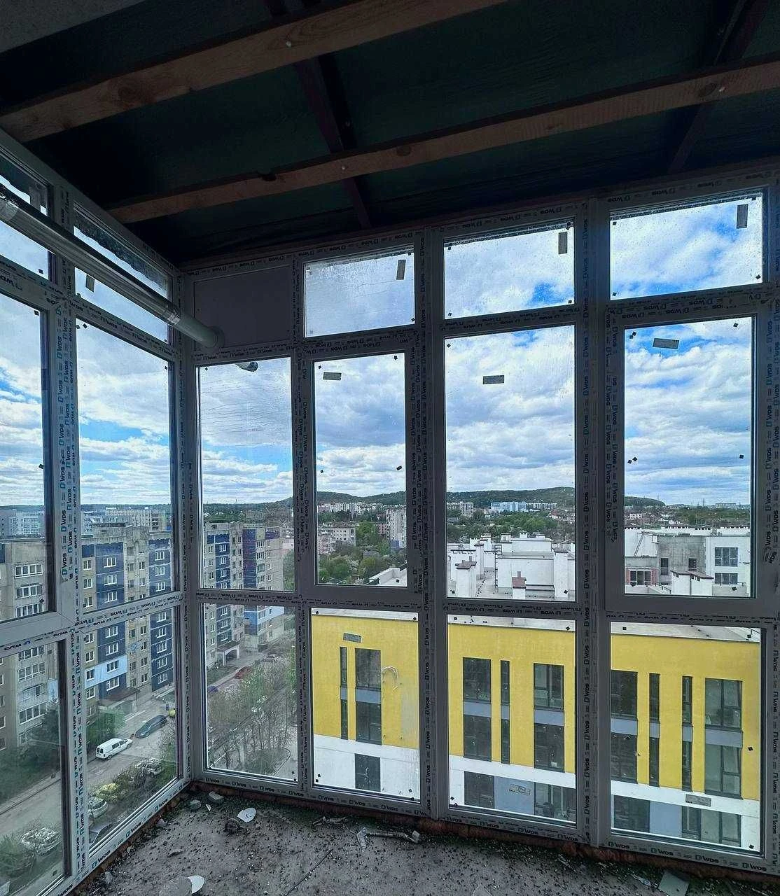 Продаж 1 кімнатної квартири 50,5 м2 в місті Винники по вул.