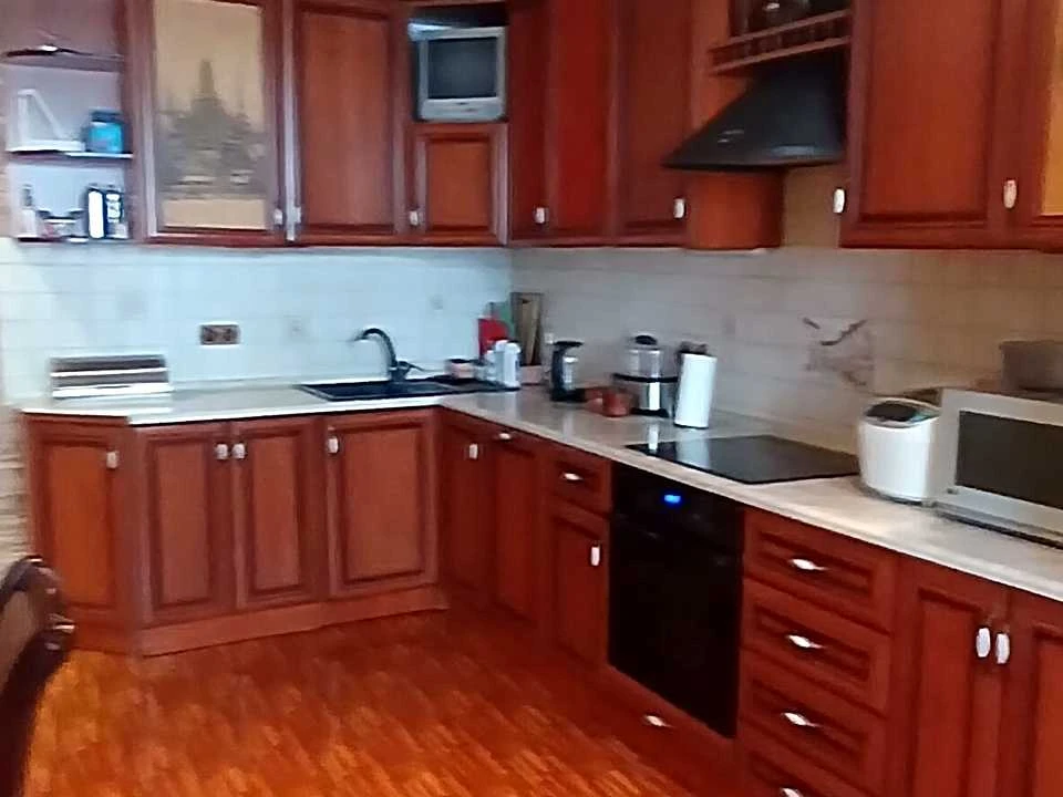 Apartment. Kyiv, Petra Hryhorenka Avenue.