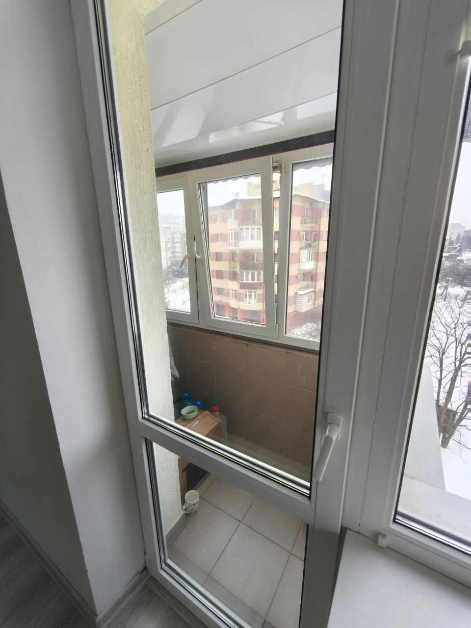 Продаж 4-к.квартири 130/101/29м² Винники вул. Івасюка 135000