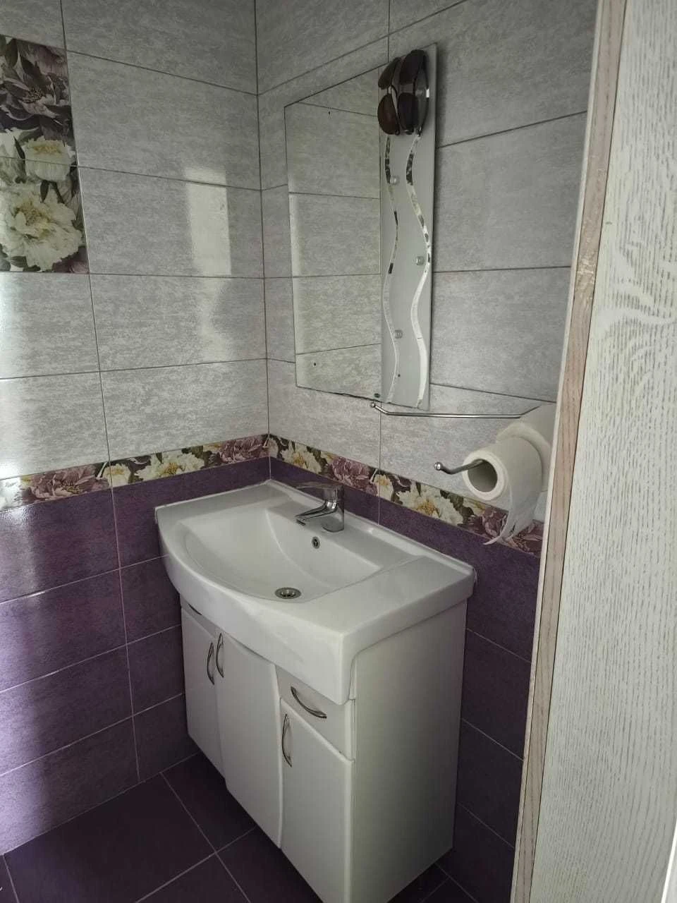 Продаж 4-к.квартири 130/101/29м² Винники вул. Івасюка 135000