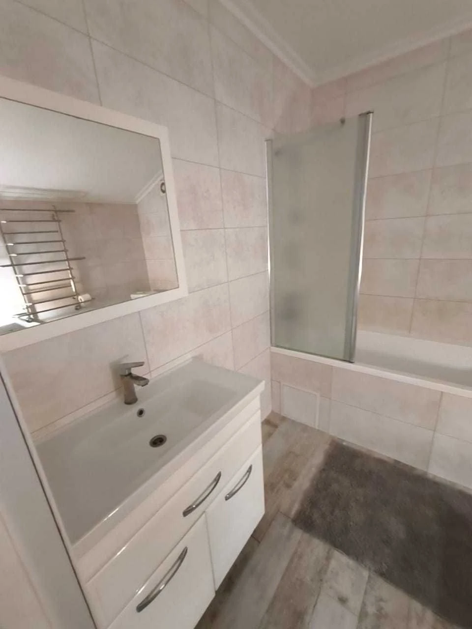Продаж 4-к.квартири 130/101/29м² Винники вул. Івасюка 135000