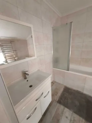 Продаж 4-к.квартири 130/101/29м² Винники вул. Івасюка 135000
