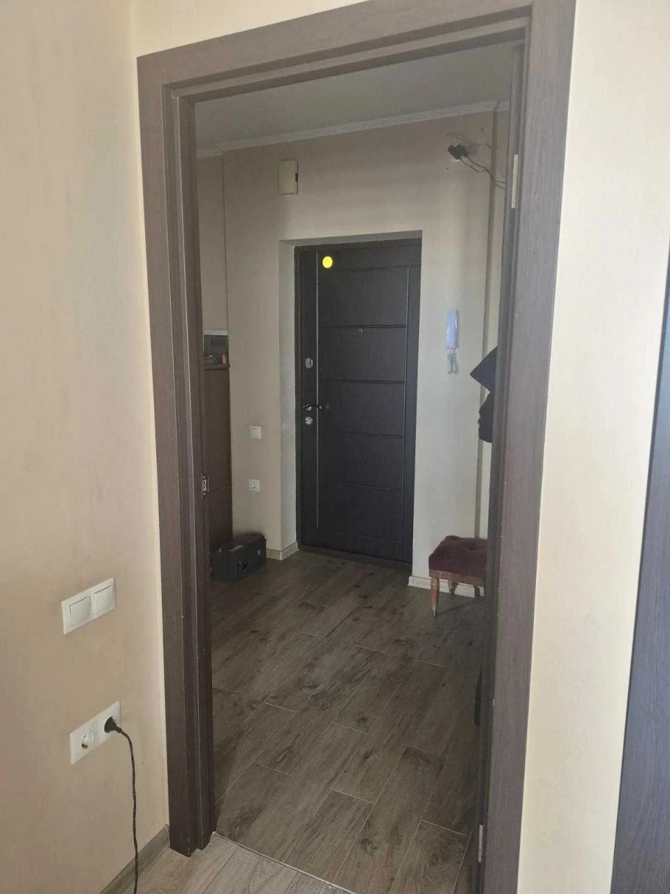 Продаж 1к квартири З РЕМОНТОМ 48/38/10м² Винники вул. Винна
