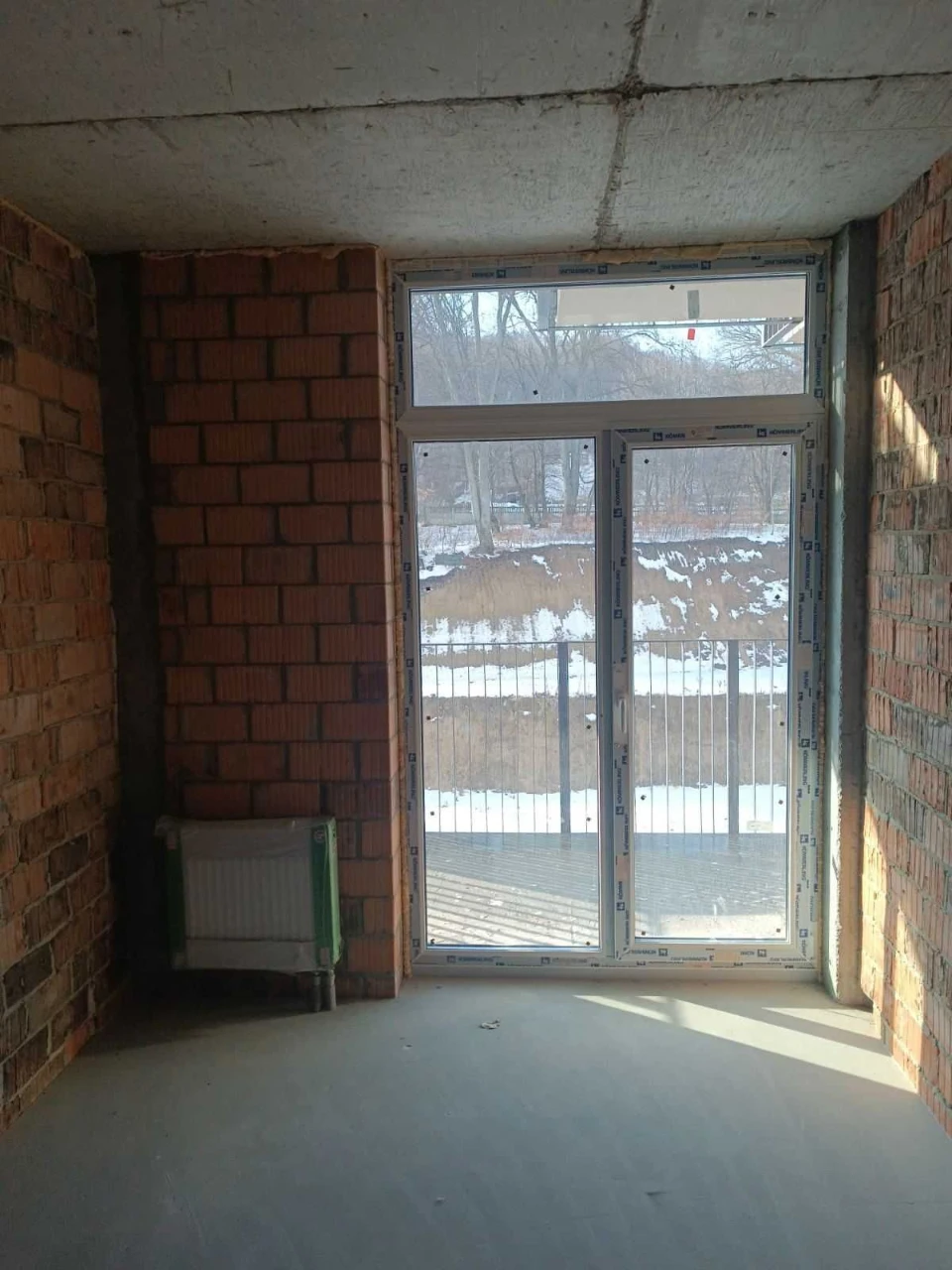 Продаж 1 кім. Винники 46м 5/7ц в зданій новобудові LEVDevelo