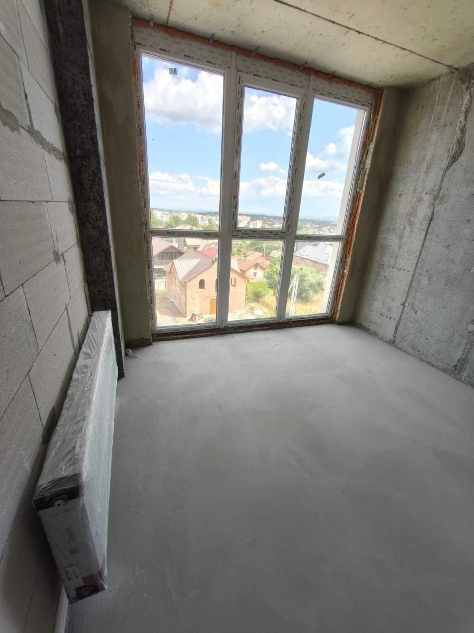 Продаж 1-к. квартири ЗДАНА 46/15/16м² ЖК Парус Comfort Винни