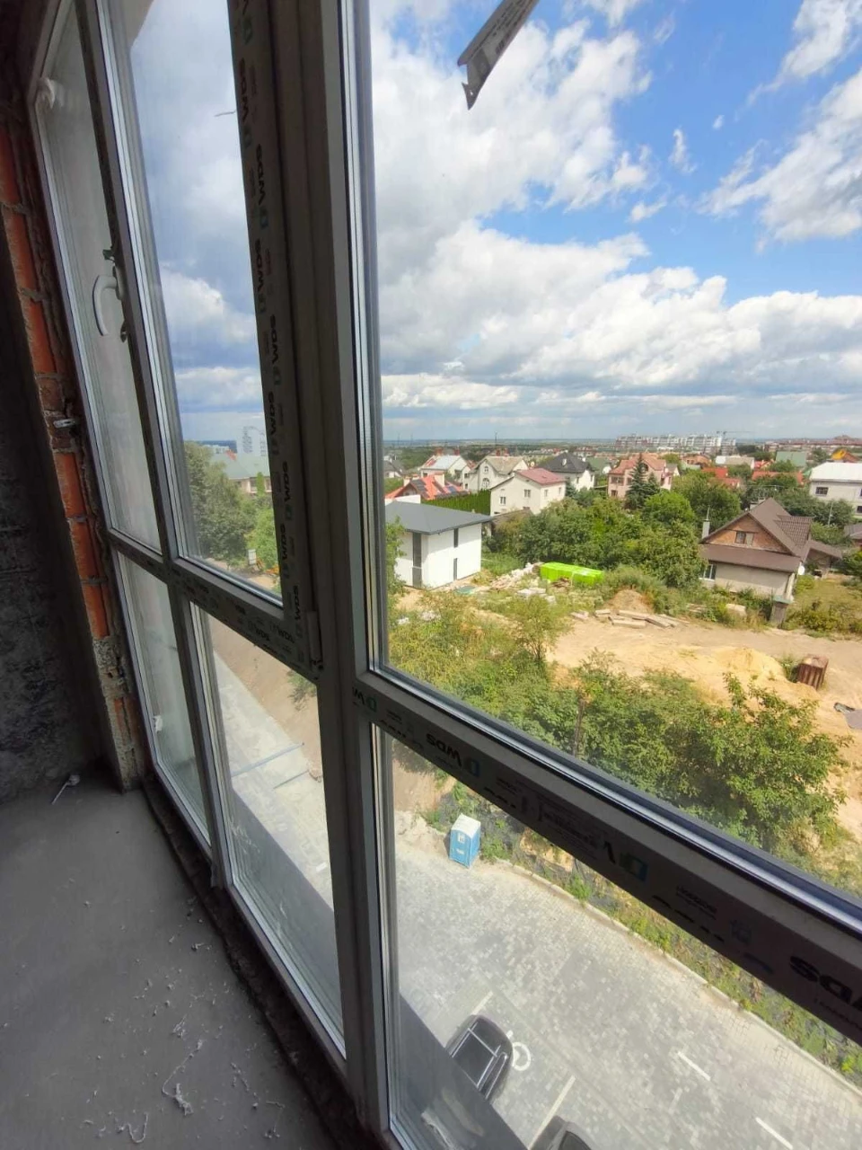 Продаж 1-к. квартири ЗДАНА 46/15/16м² ЖК Парус Comfort Винни