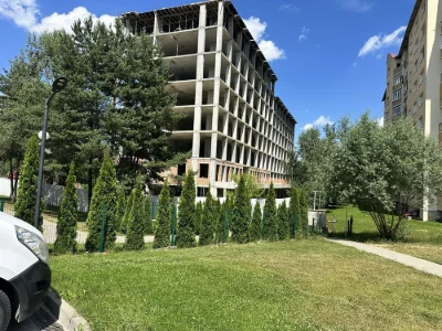 Продається 2х кімнатна квартира у новобудові.