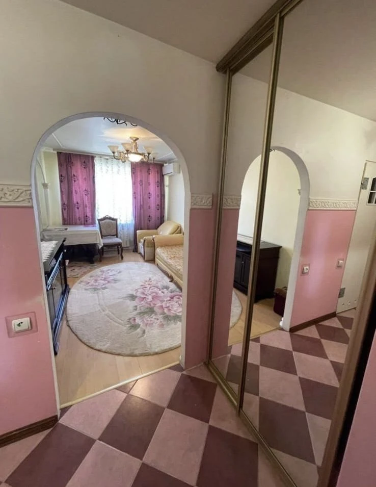 Продажа в Новояворовск, ул. Січовых Стрільців, 2-комнатная квартира