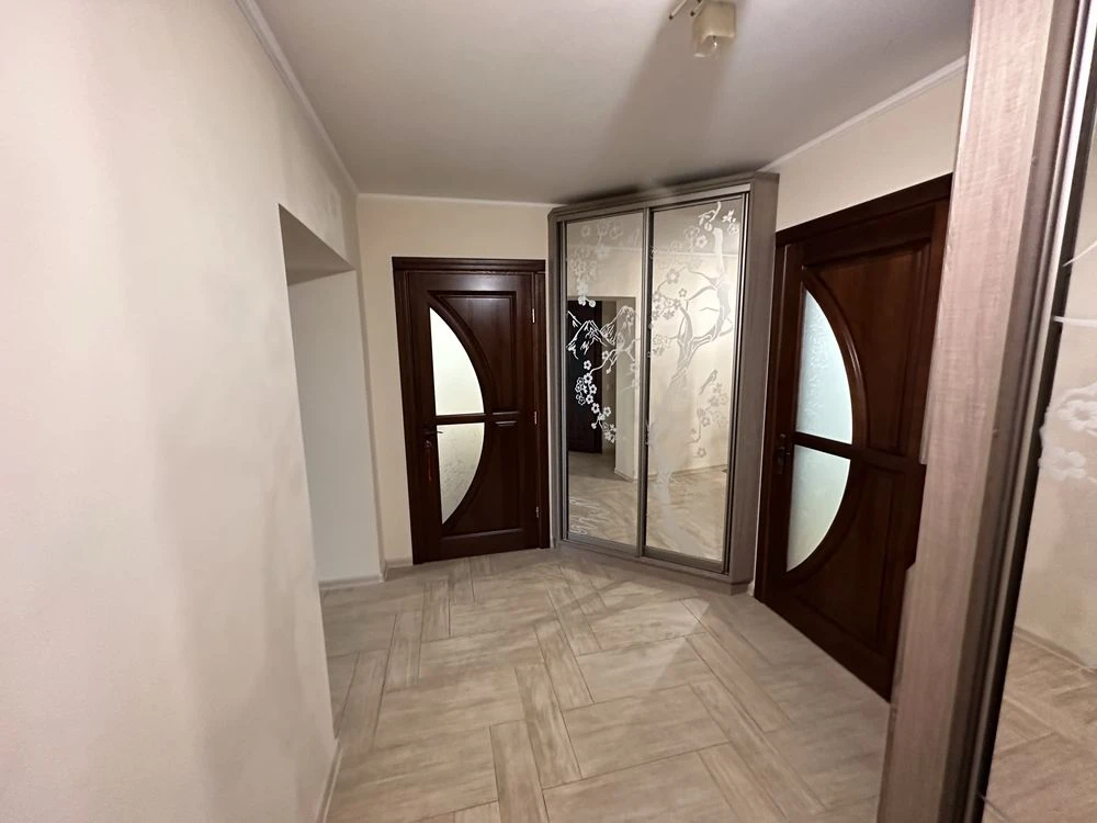 4-кімнатна дворівнева квартира, Новояворівськ (Львівська обл