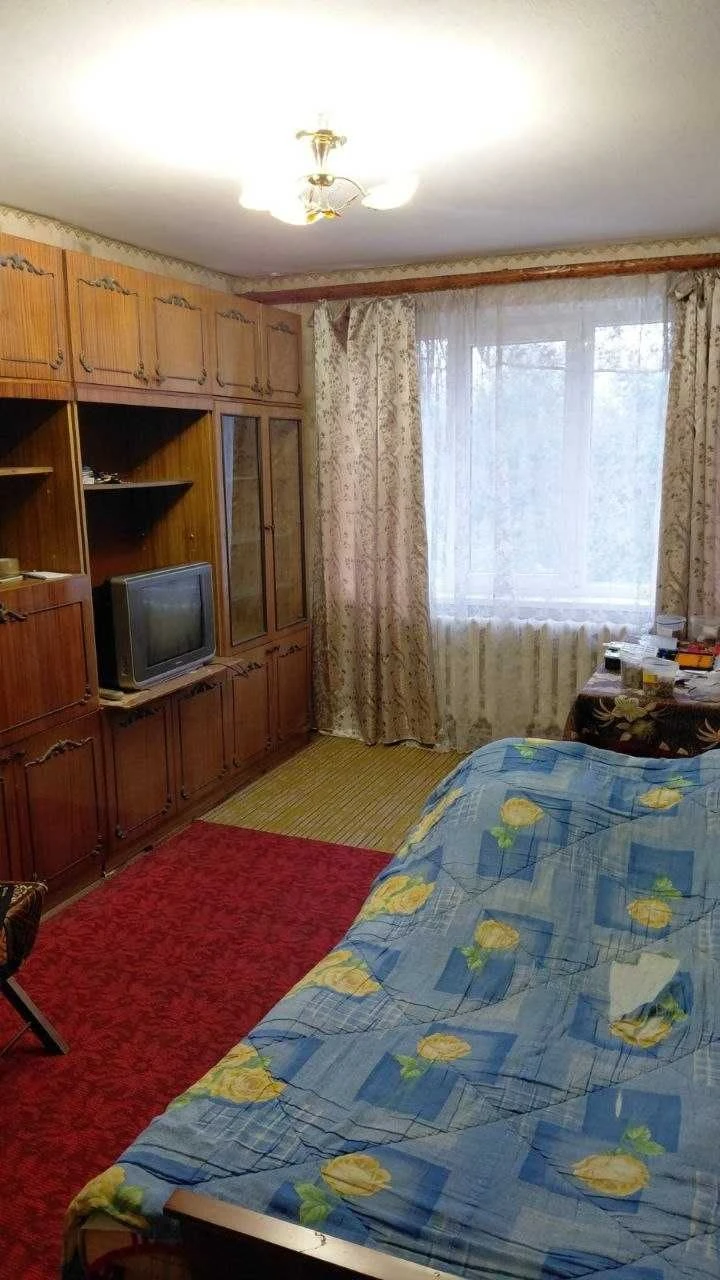 Продаж 3-кімнатної квартири в центрі Калинівки (63 м²)