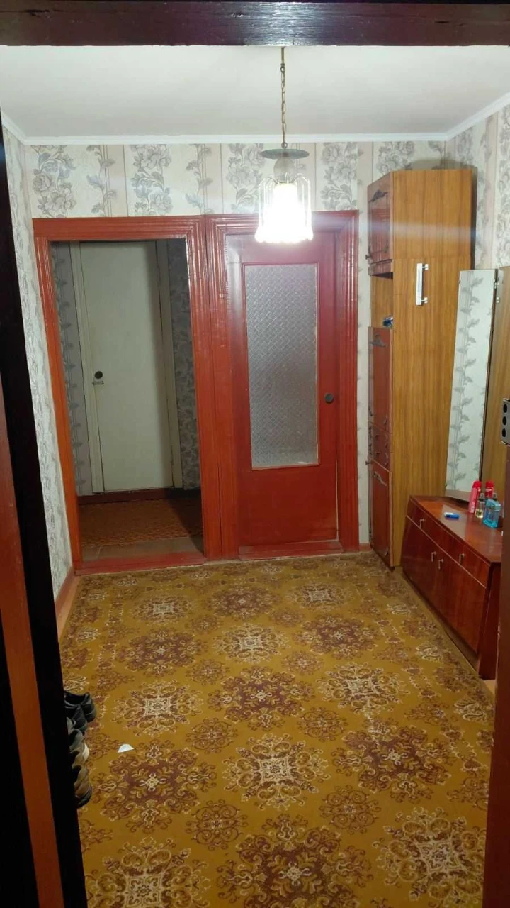Продаж 3-кімнатної квартири в центрі Калинівки (63 м²)