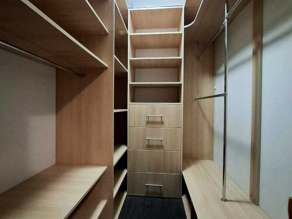 Квартира. Вишневе, Вітянська вулиця.