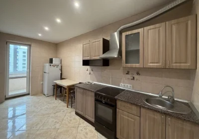 продаж 1к квартири з ремонтом та меблями в ЖК Акварелі