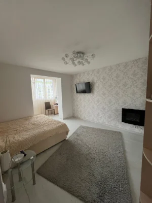 Продаж 1к квартири 38кв м, ЖК Щасливий, 300м Київ