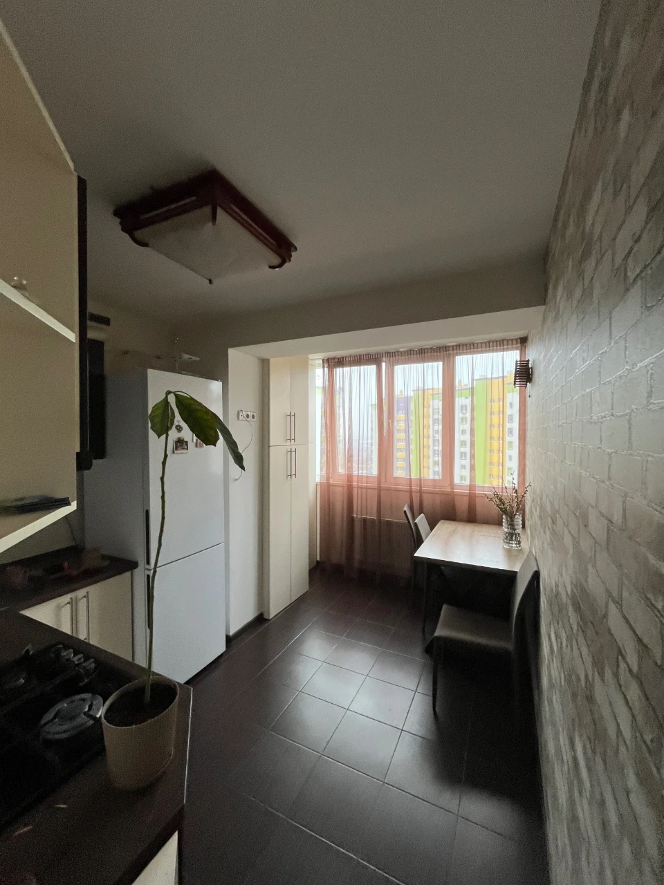 Продаж 1к квартири 38кв м, ЖК Щасливий, 300м Київ