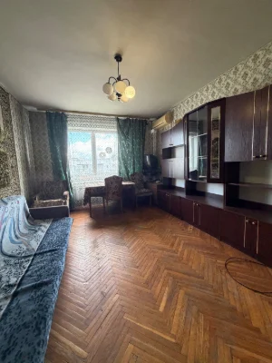 Продається 3к квартира у Вишневому