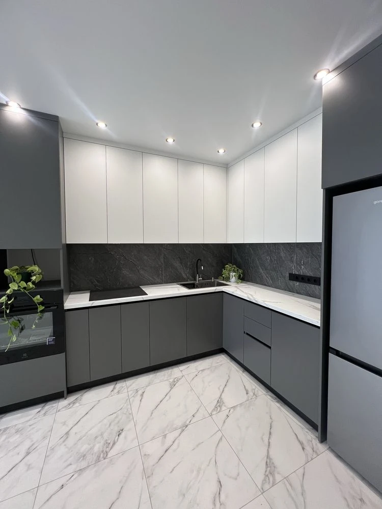One-bedroom apartment in ЖК Атмосфера area of 42.1 m2 on the 10th